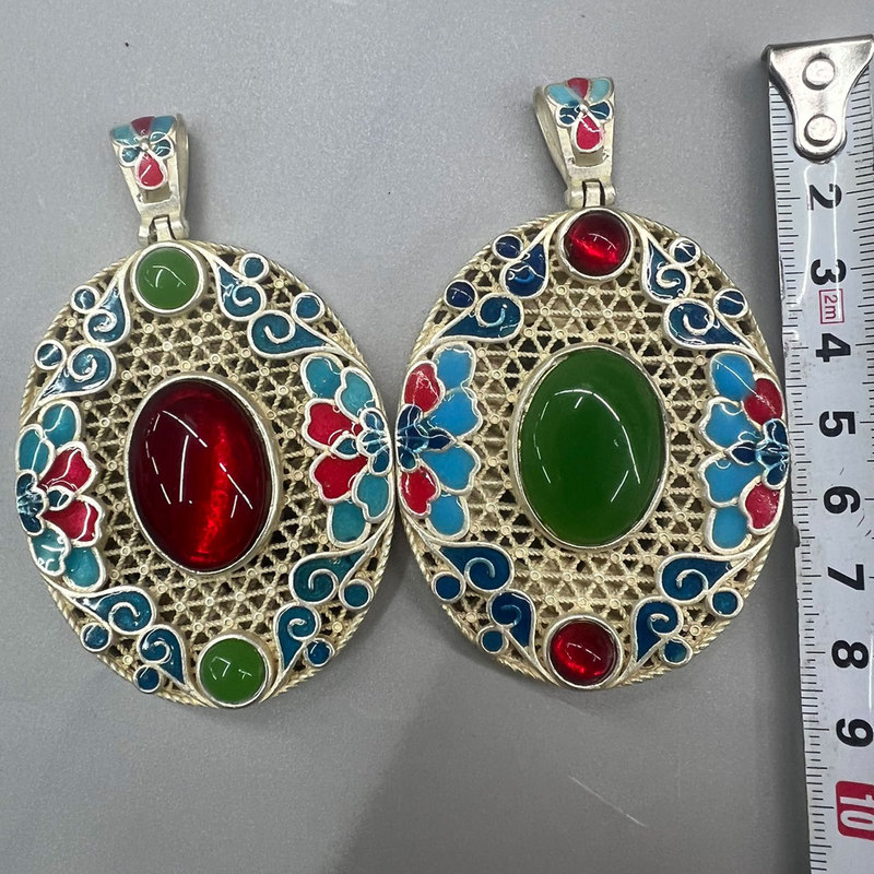 Vintage Collectible Market - Vintage Folk Collection Cloisonné Silver Pendant