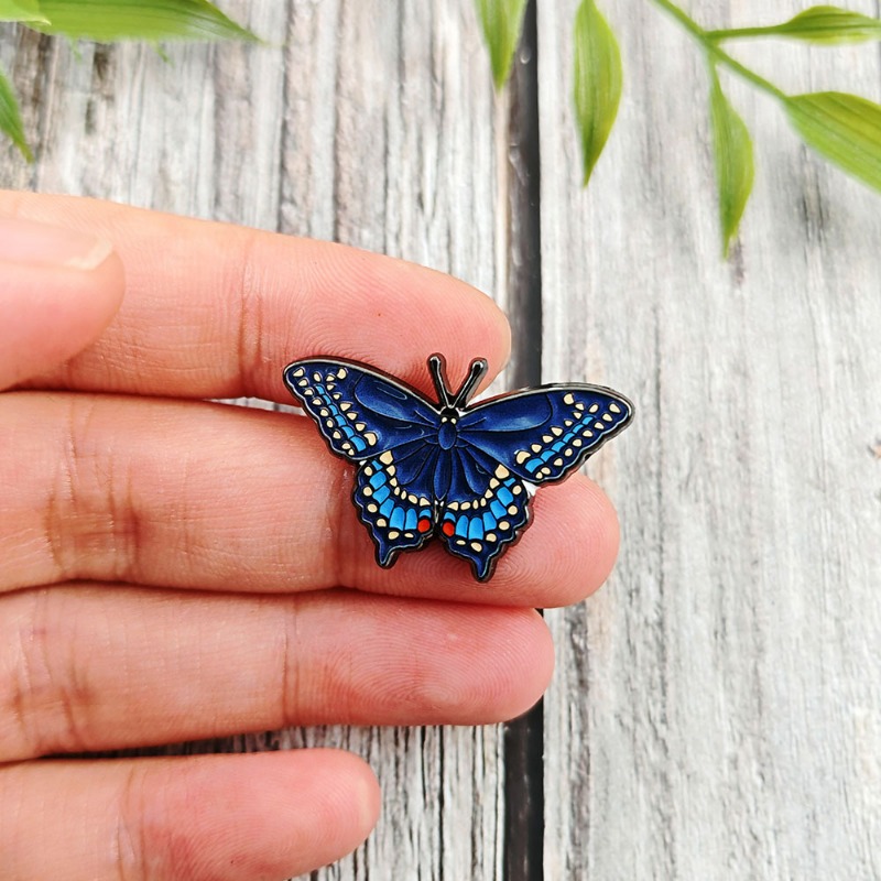 Original Design Vintage Metal  - огляд і ціна Vintage Collectible Pins