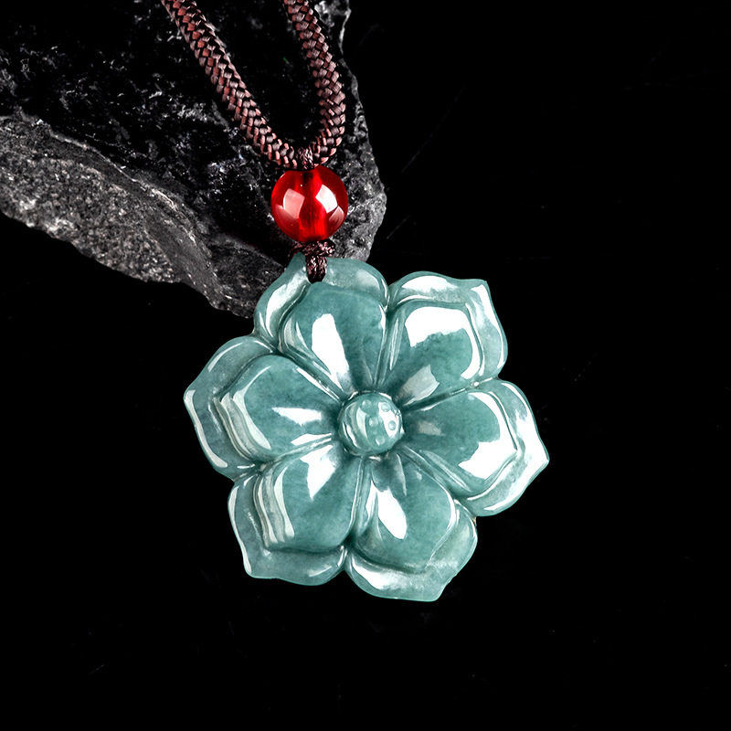 Burmese Jadeite Flower Pendant - огляд і ціна Vintage Necklace
