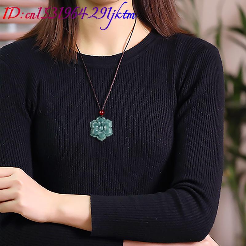 Burmese Jadeite Flower Pendant - огляд і ціна Vintage Necklace
