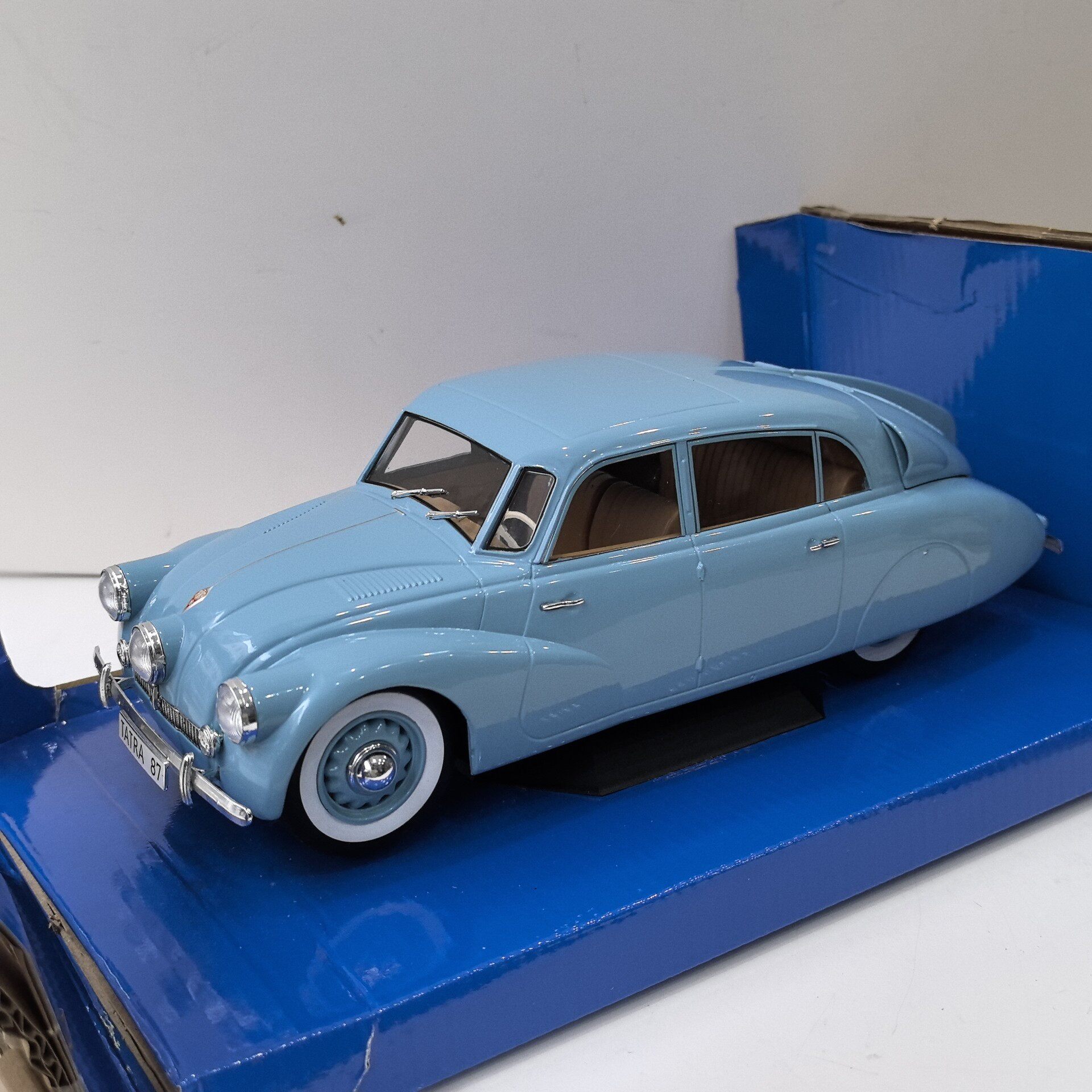 MCG Diecast 1/18 Scale TATRA 8 - огляд і ціна Vintage Collectible Model Cars