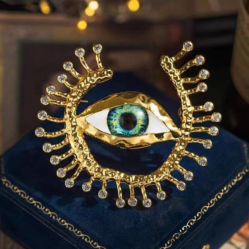 New Evil Eye Badges Cosplay An - огляд і ціна Vintage Collectible Pins
