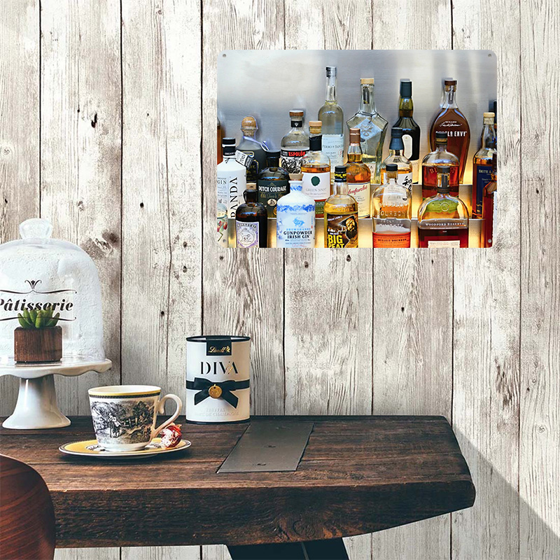 Liquor Bottle Collection Poste - огляд і ціна Vintage Collectible Liquor Bottles