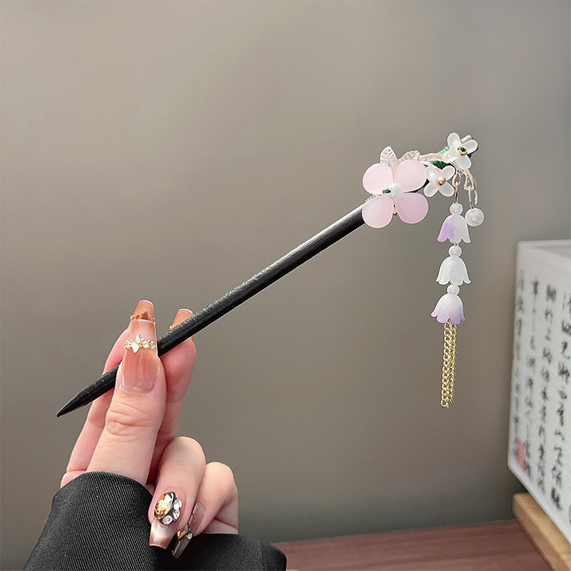 Classic Tassel Hair Stick Blac - огляд і ціна Vintage Collectible Item