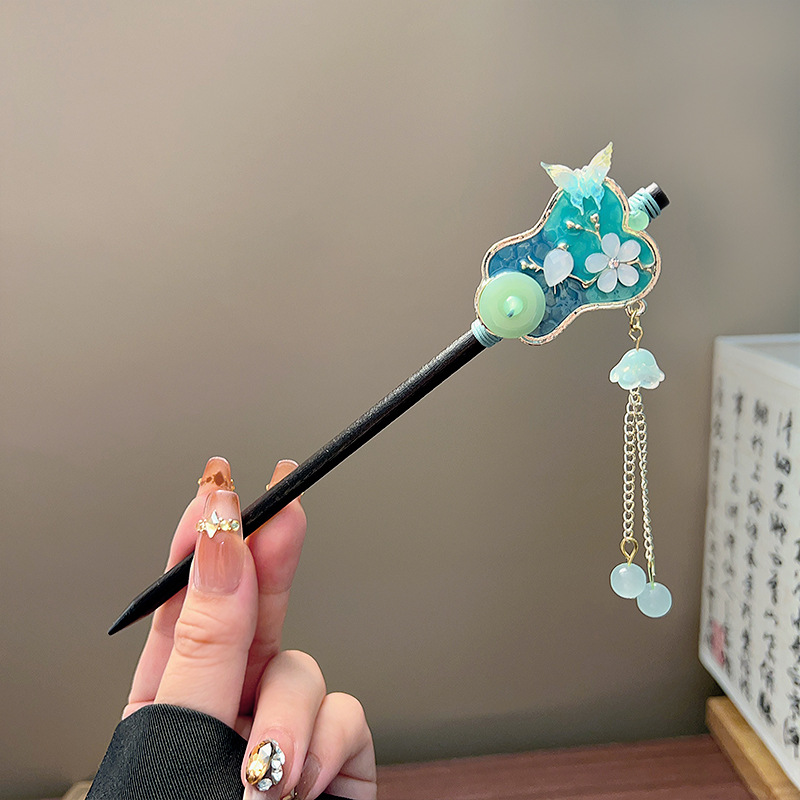 Classic Tassel Hair Stick Blac - огляд і ціна Vintage Collectible Item